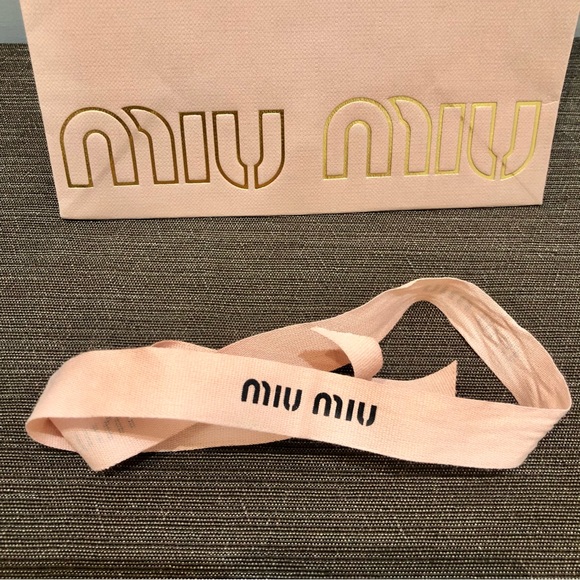 Authentic MIU MIU pink small gift bag with ribbon. Excellent condition. - Picture 4 of 5
